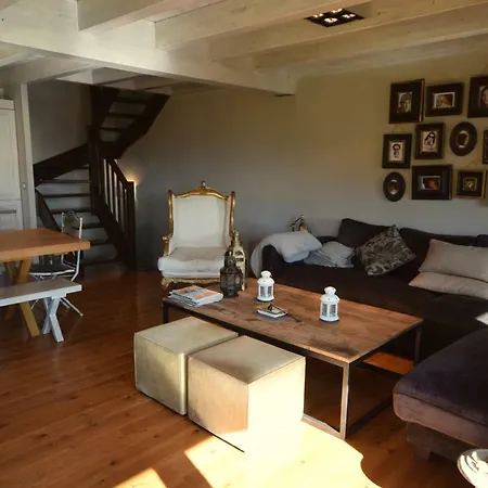 Prázdninový dům Casa Con Jardin Y Piscina.